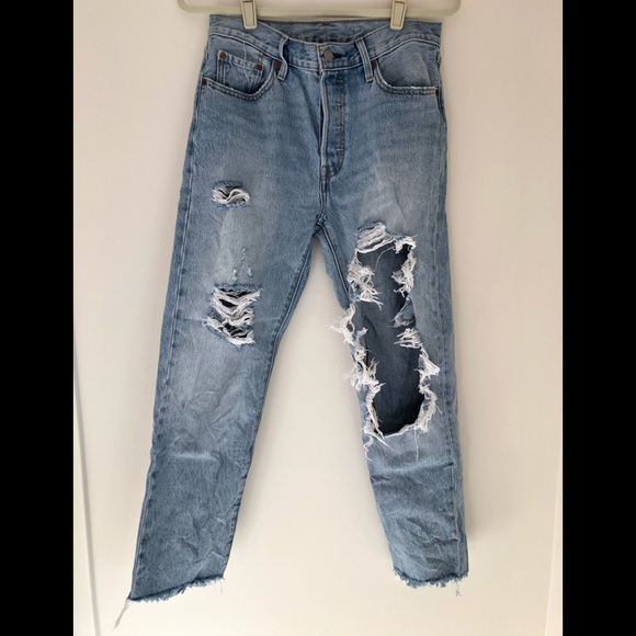 Levi's Denim - Levi’s 501 super distressed  mid wash wedgie jean